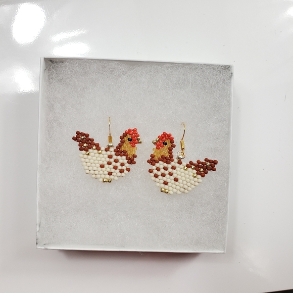 Chicken Earring - Picture 2 of 3